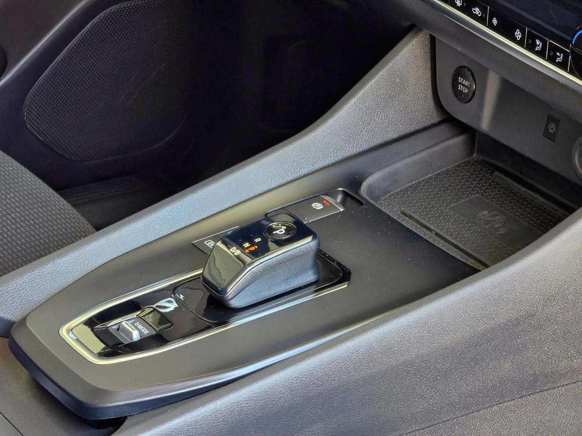 nissan-qashqai-2024-hibrido-a-gasolina-1497cc