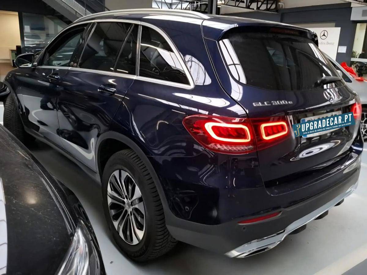 mercedes-benz-glc-300-e-4matic-2020-hibrido-a-gasolina-1991cc