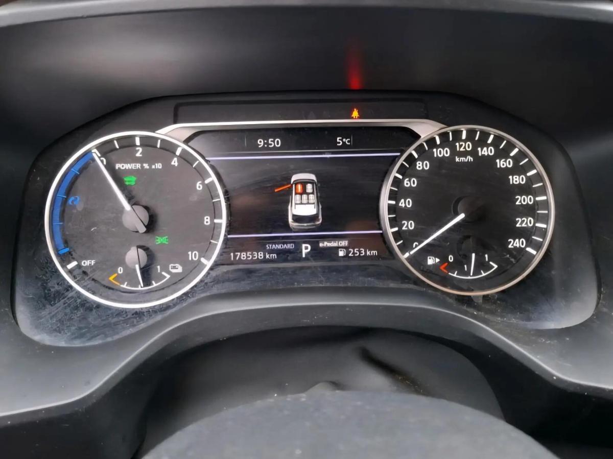 nissan-x-trail-2023-hibrido-a-gasolina-1497cc