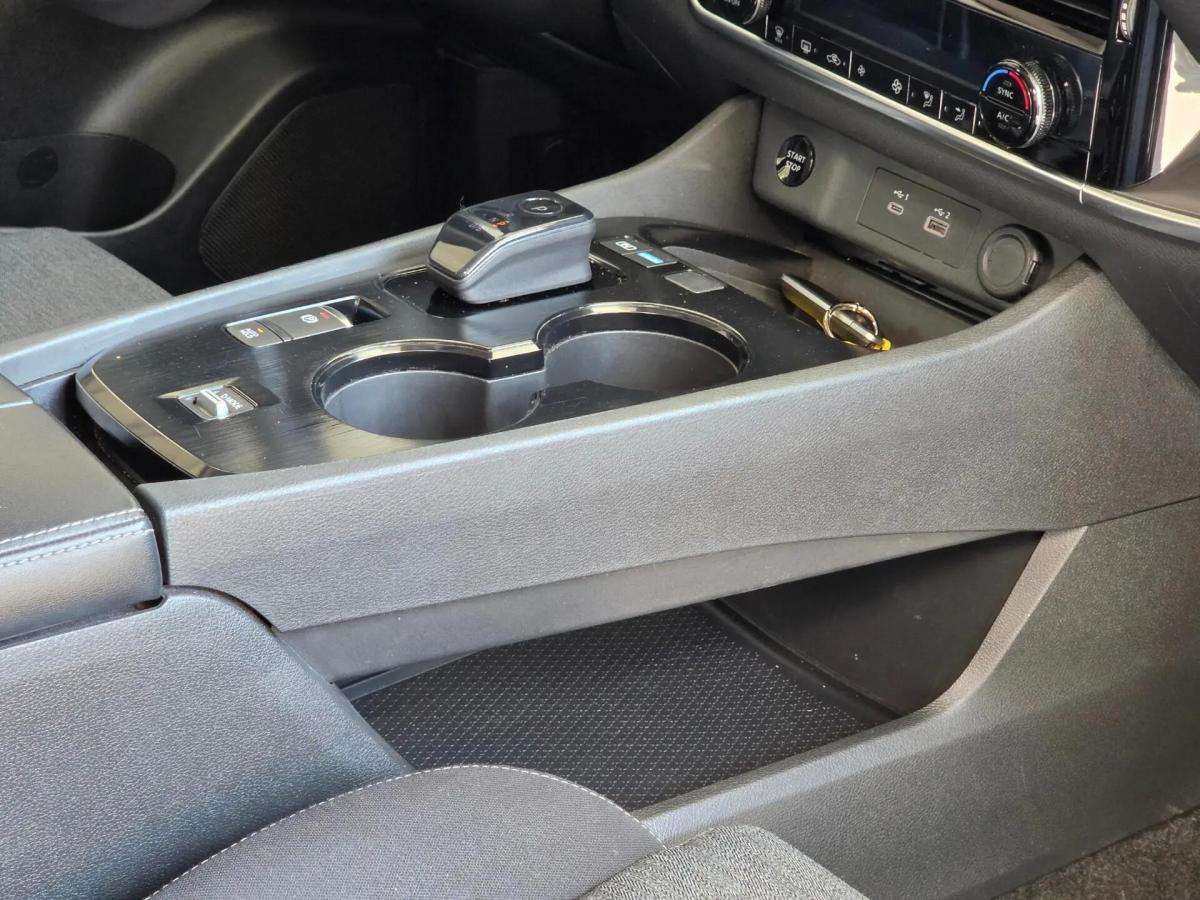 nissan-x-trail-2023-hibrido-a-gasolina-1497cc