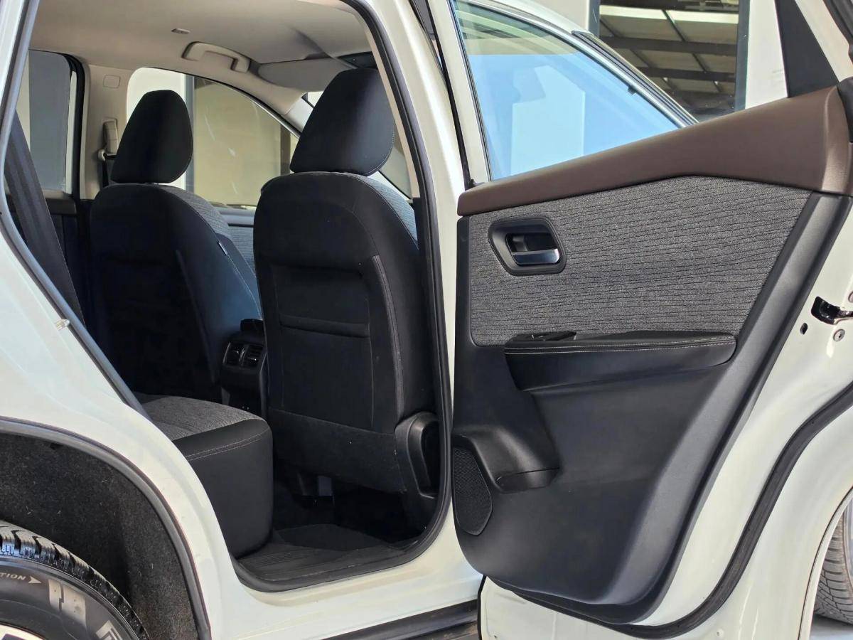 nissan-x-trail-2023-hibrido-a-gasolina-1497cc