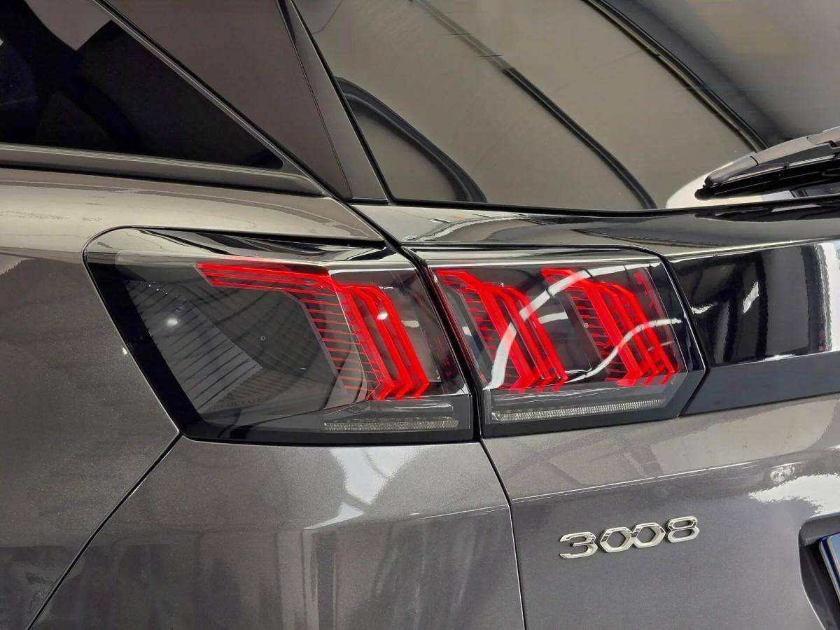 peugeot-3008-2021-hibrido-a-gasolina-1598cc