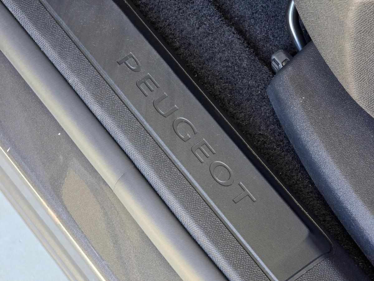 peugeot-3008-2021-hibrido-a-gasolina-1598cc