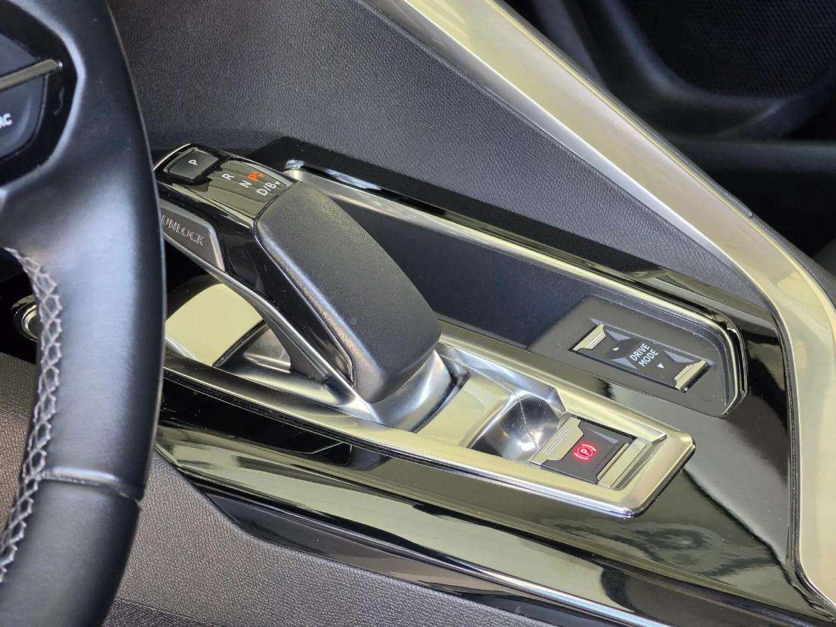peugeot-3008-2021-hibrido-a-gasolina-1598cc