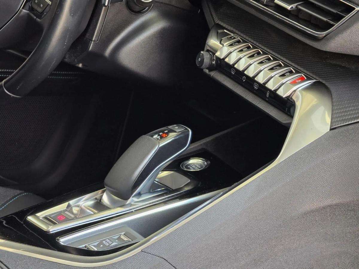 peugeot-3008-2021-hibrido-a-gasolina-1598cc