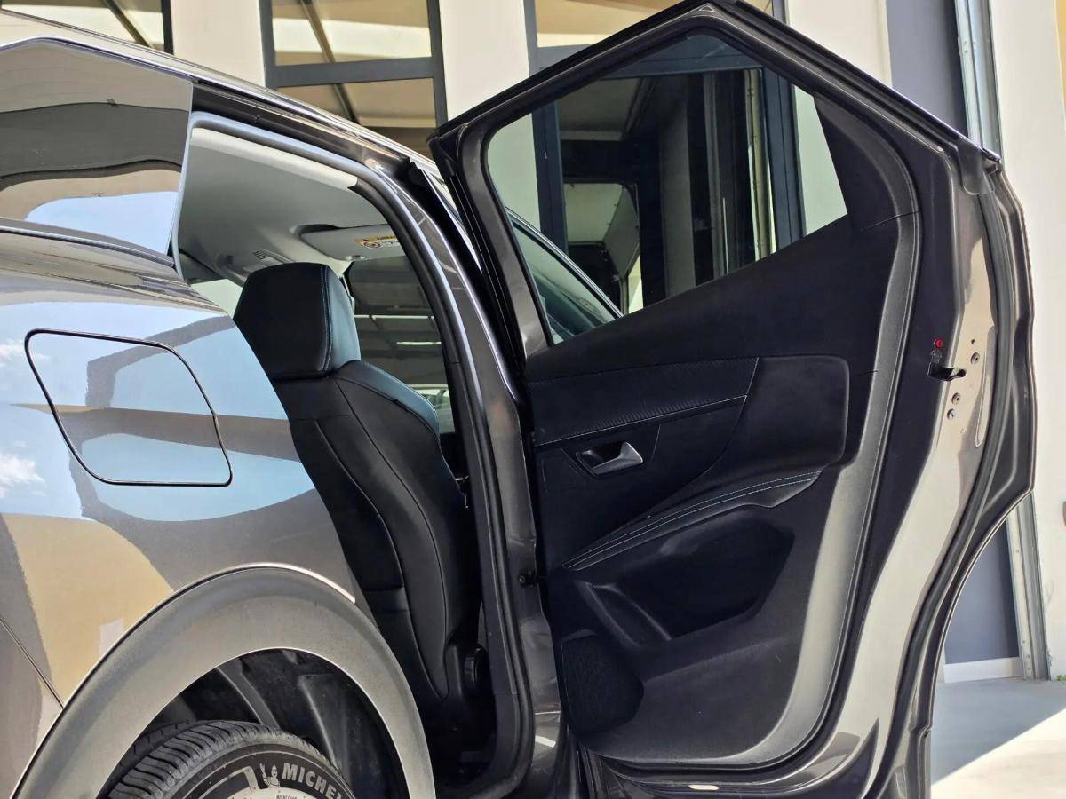 peugeot-3008-2021-hibrido-a-gasolina-1598cc