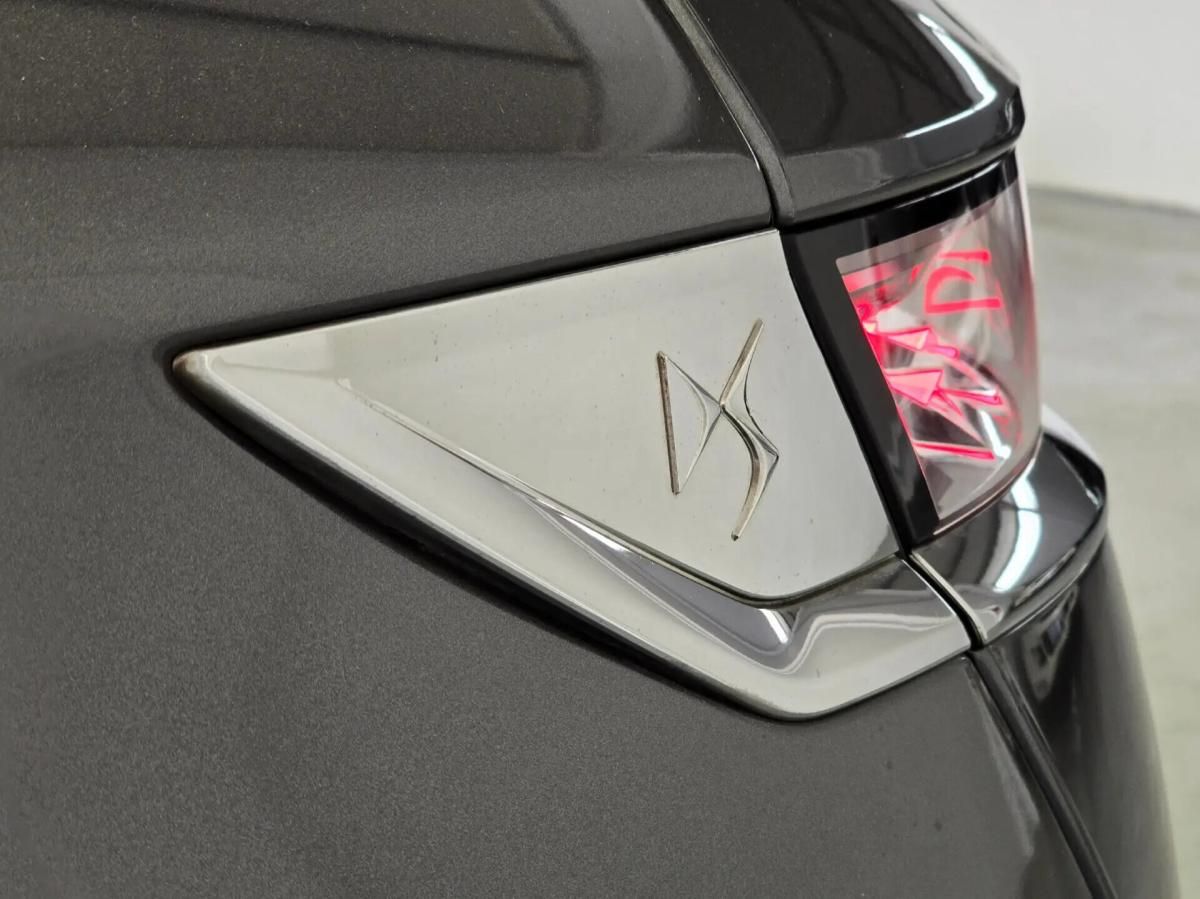 ds-ds-7-crossback-2020-hibrido-a-gasolina-1598cc