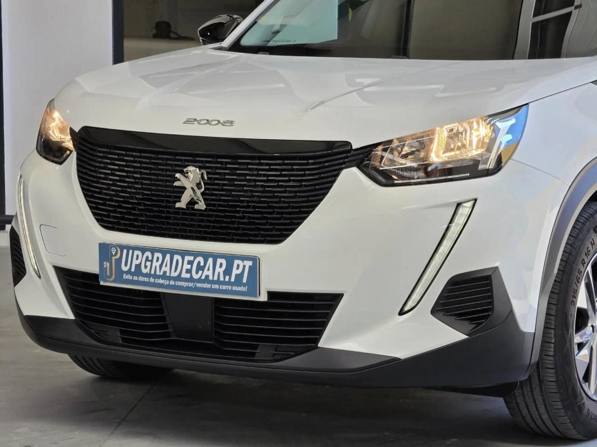 peugeot-2008-2022-gasolina-1199cc