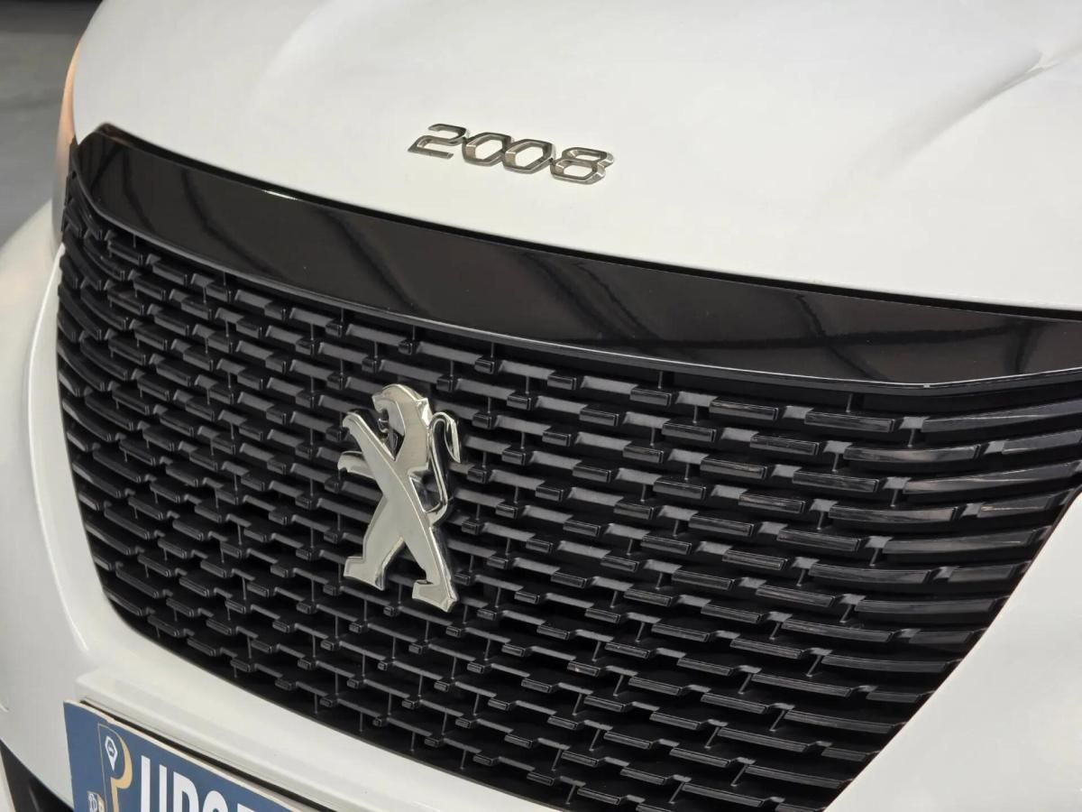 peugeot-2008-2022-gasolina-1199cc