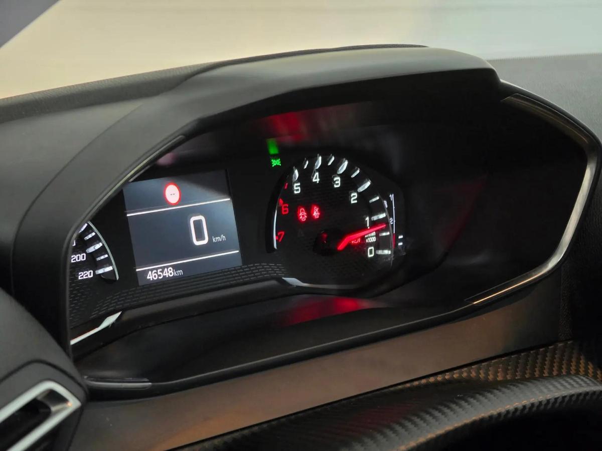 peugeot-2008-2022-gasolina-1199cc