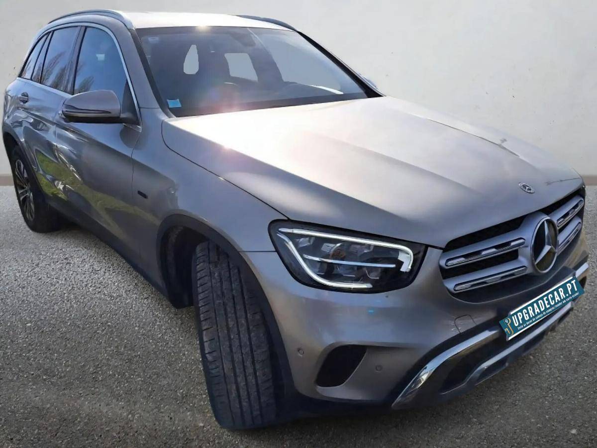 mercedes-benz-glc-300-e-4matic-2020-hibrido-a-gasolina-1991cc