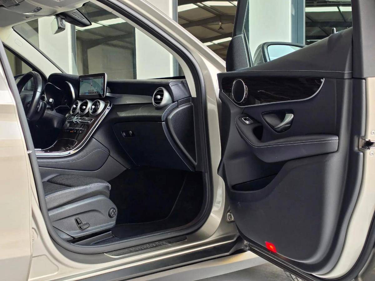 mercedes-benz-glc-300-e-4matic-2020-hibrido-a-gasolina-1991cc