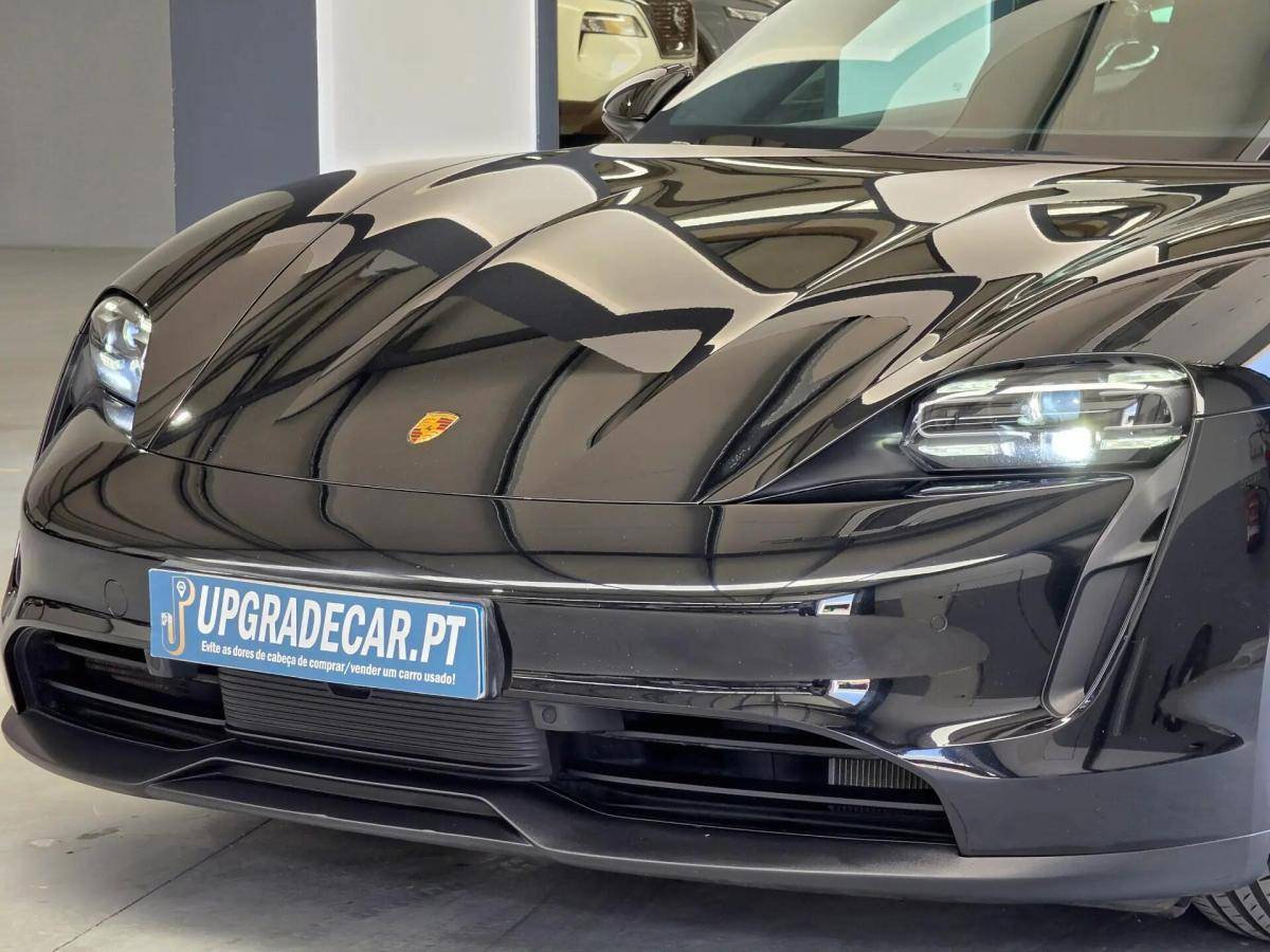 porsche-taycan-2022-eletrico-0cc