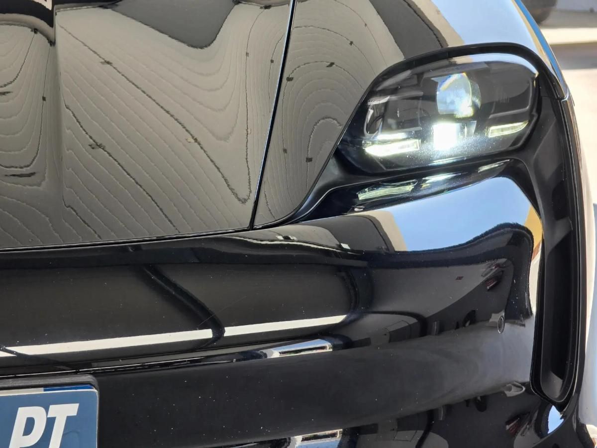 porsche-taycan-2022-eletrico-0cc