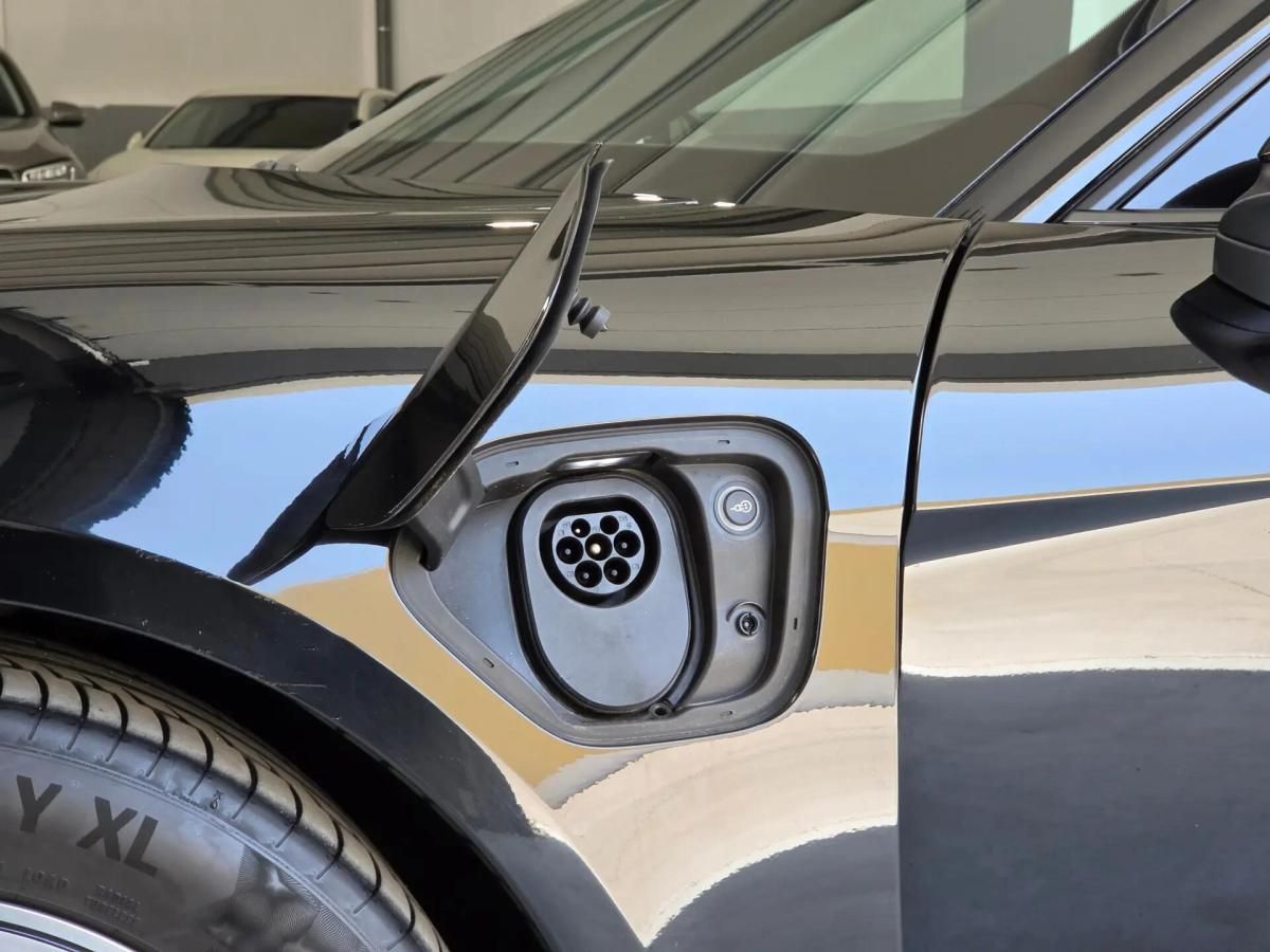 porsche-taycan-2022-eletrico-0cc