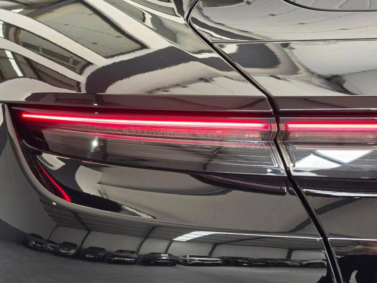 porsche-taycan-2022-eletrico-0cc