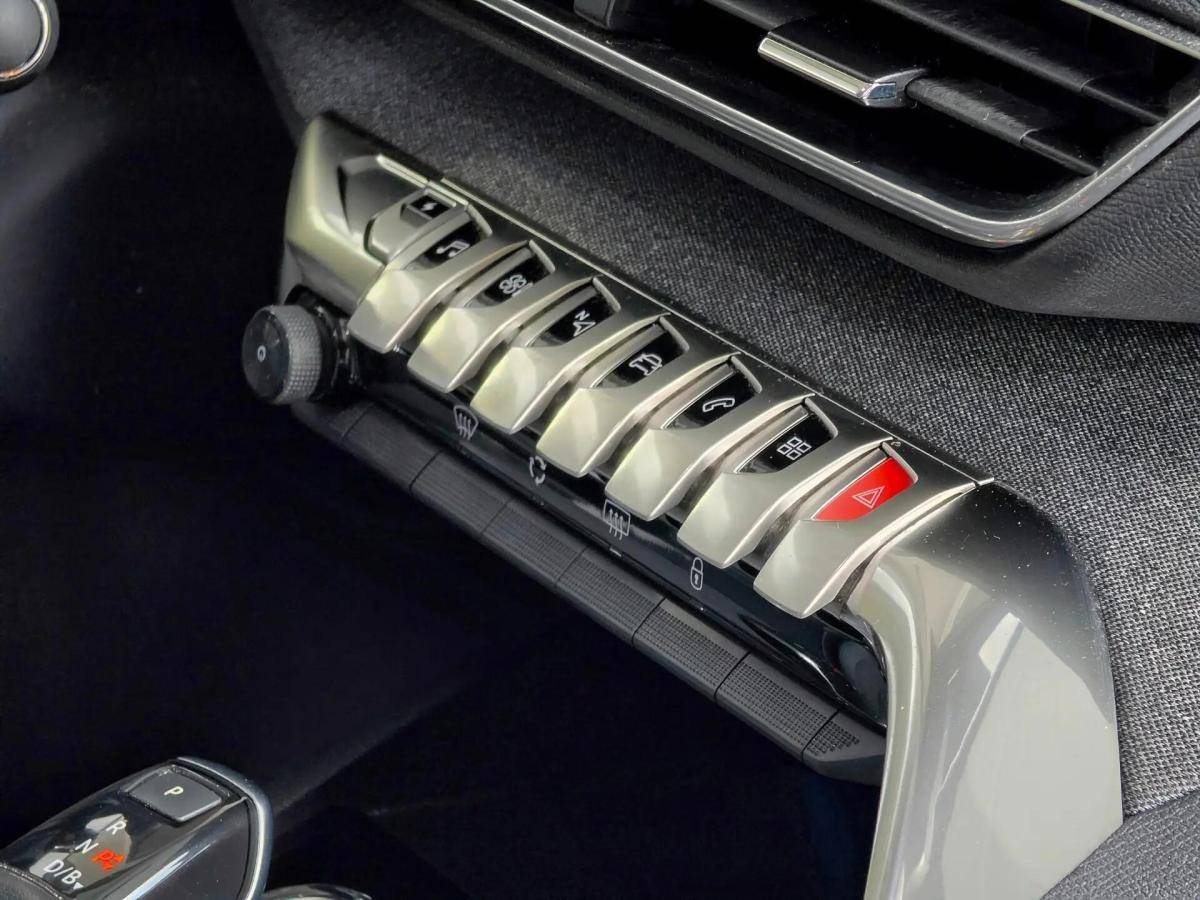 peugeot-3008-2021-hibrido-a-gasolina-1598cc
