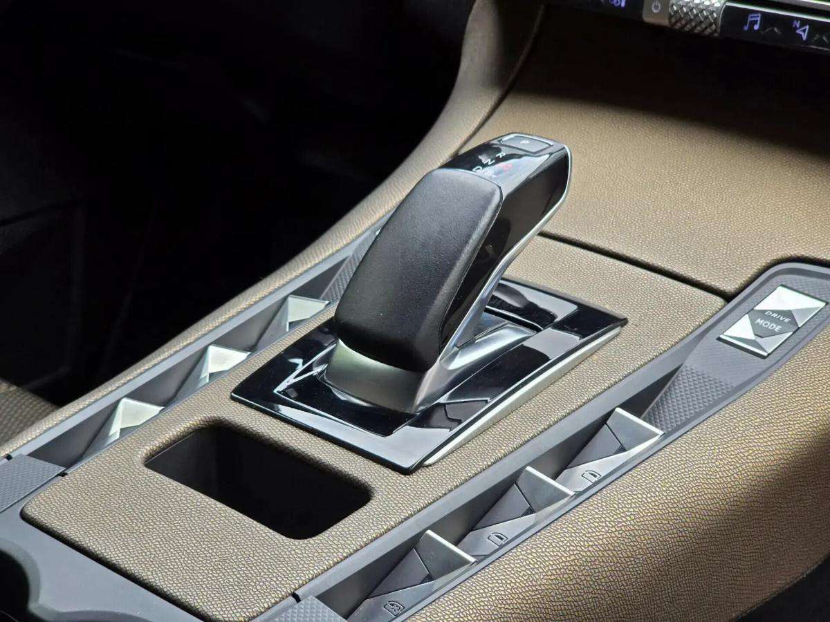 ds-ds-7-crossback-2021-hibrido-a-gasolina-1598cc