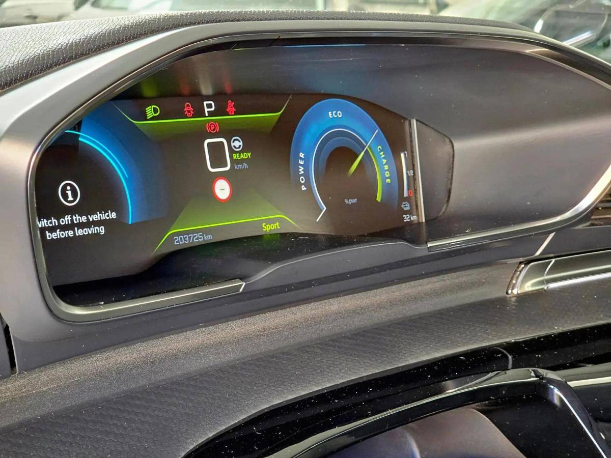 peugeot-508-sw-2021-hibrido-a-gasolina-1598cc