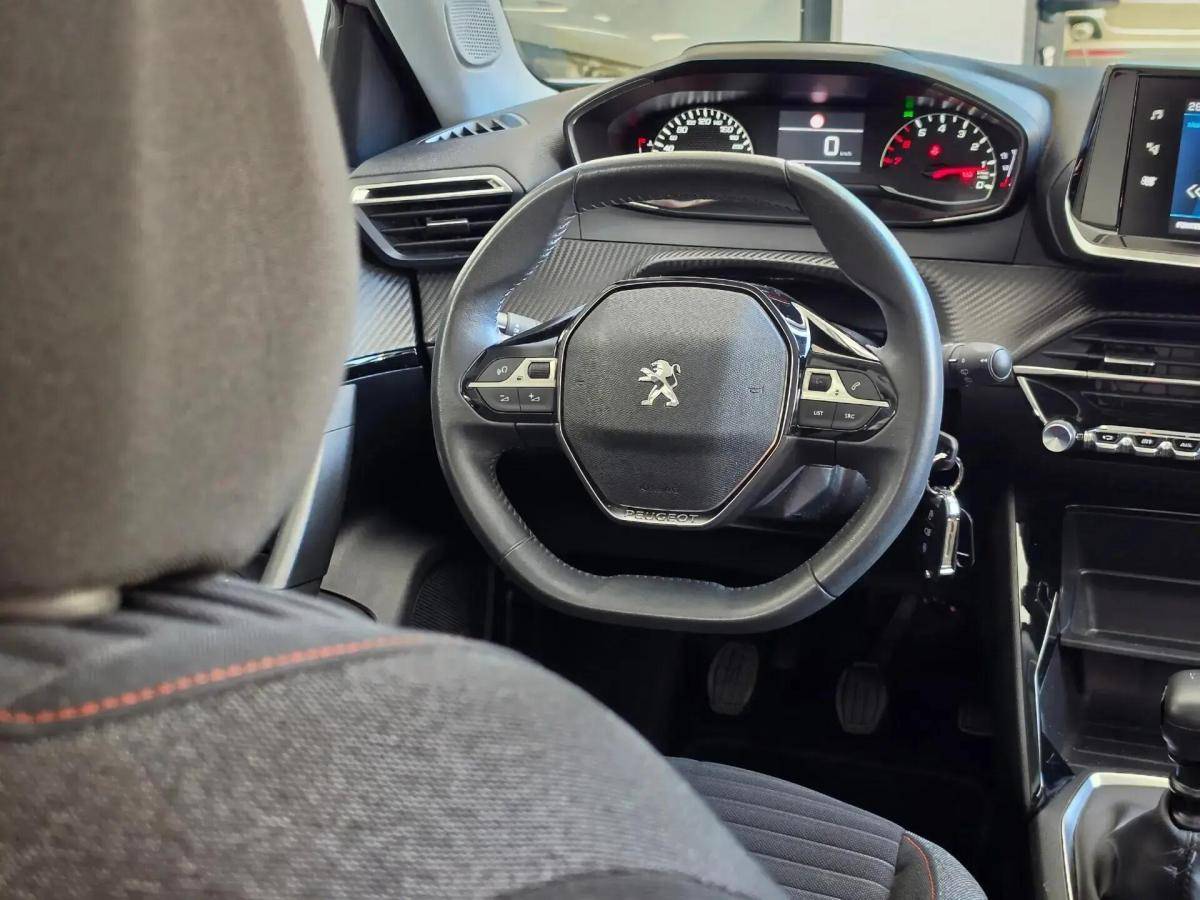 peugeot-2008-2021-diesel-1499cc