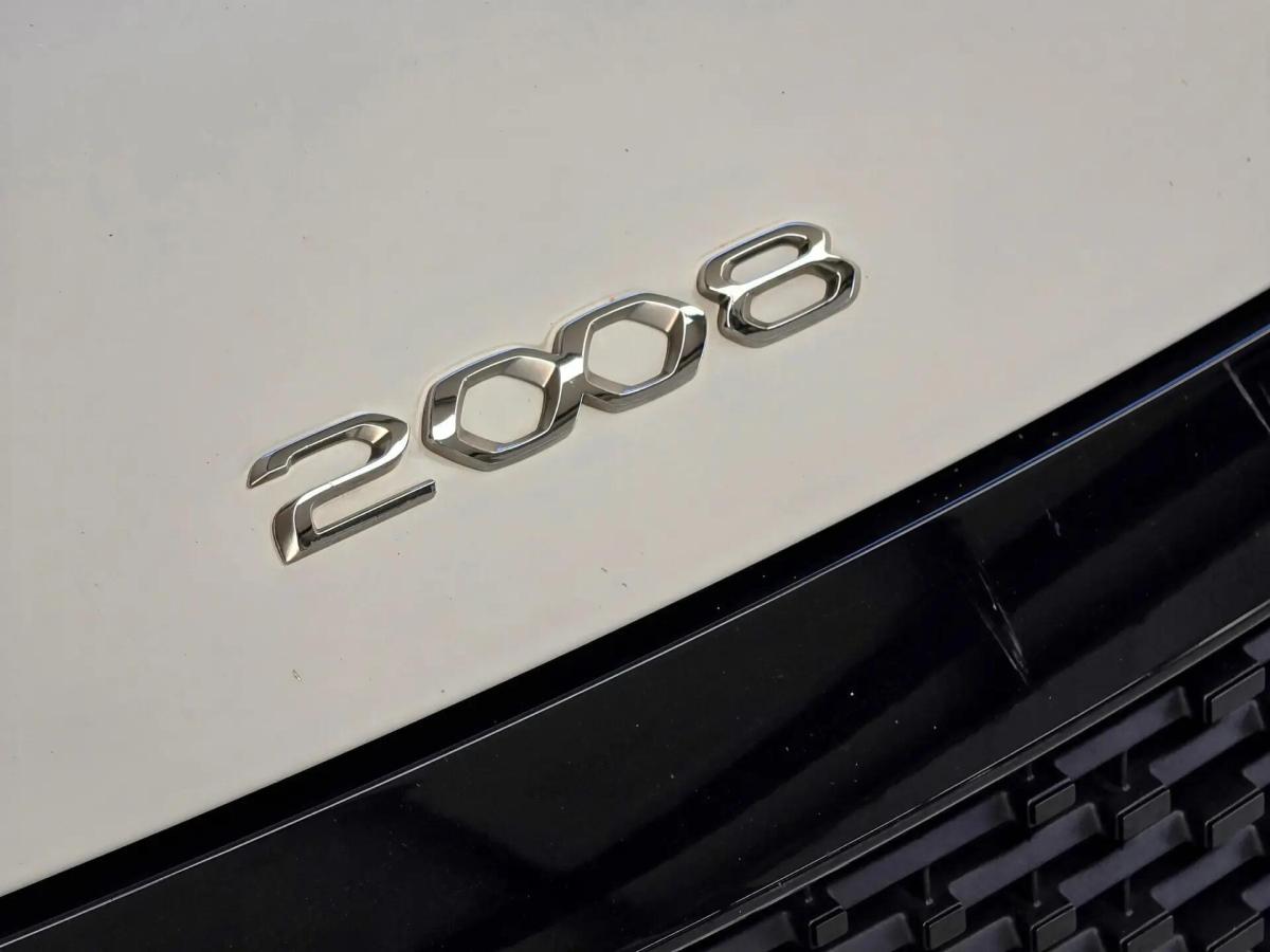 peugeot-2008-2021-diesel-1499cc