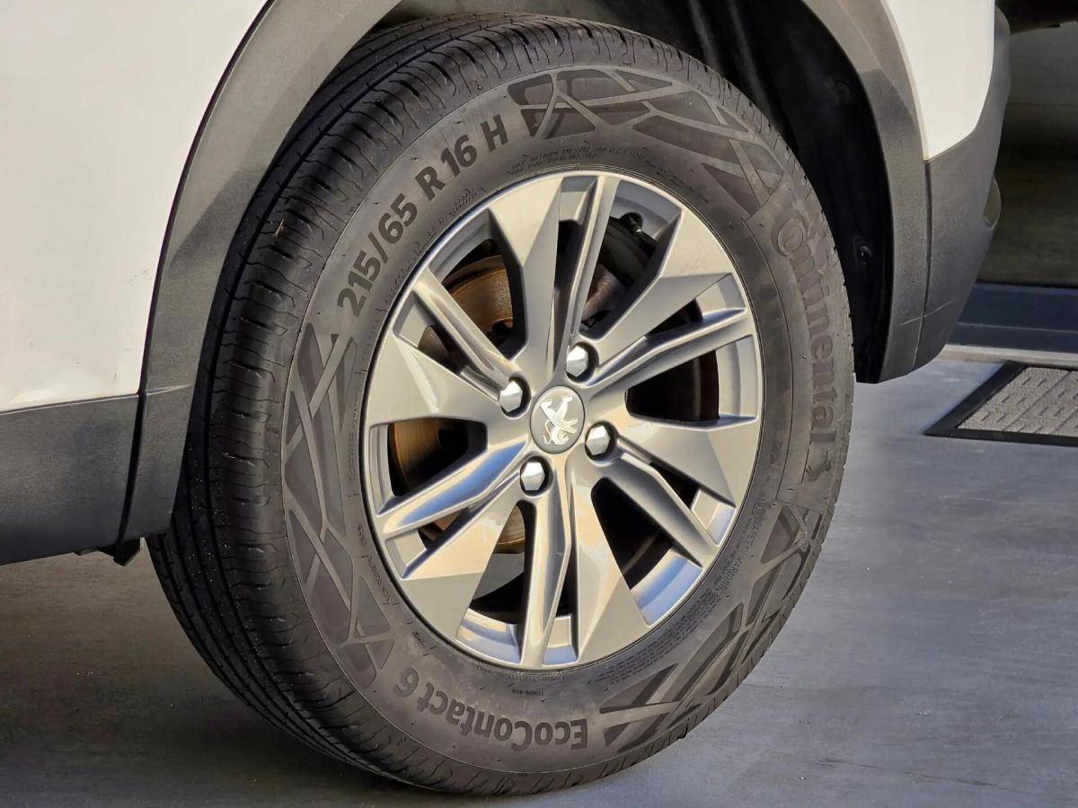 peugeot-2008-2021-diesel-1499cc