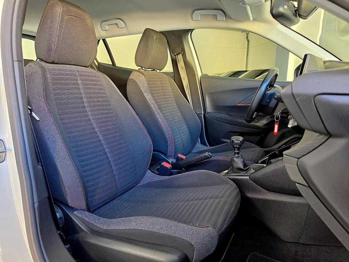 peugeot-2008-2021-diesel-1499cc