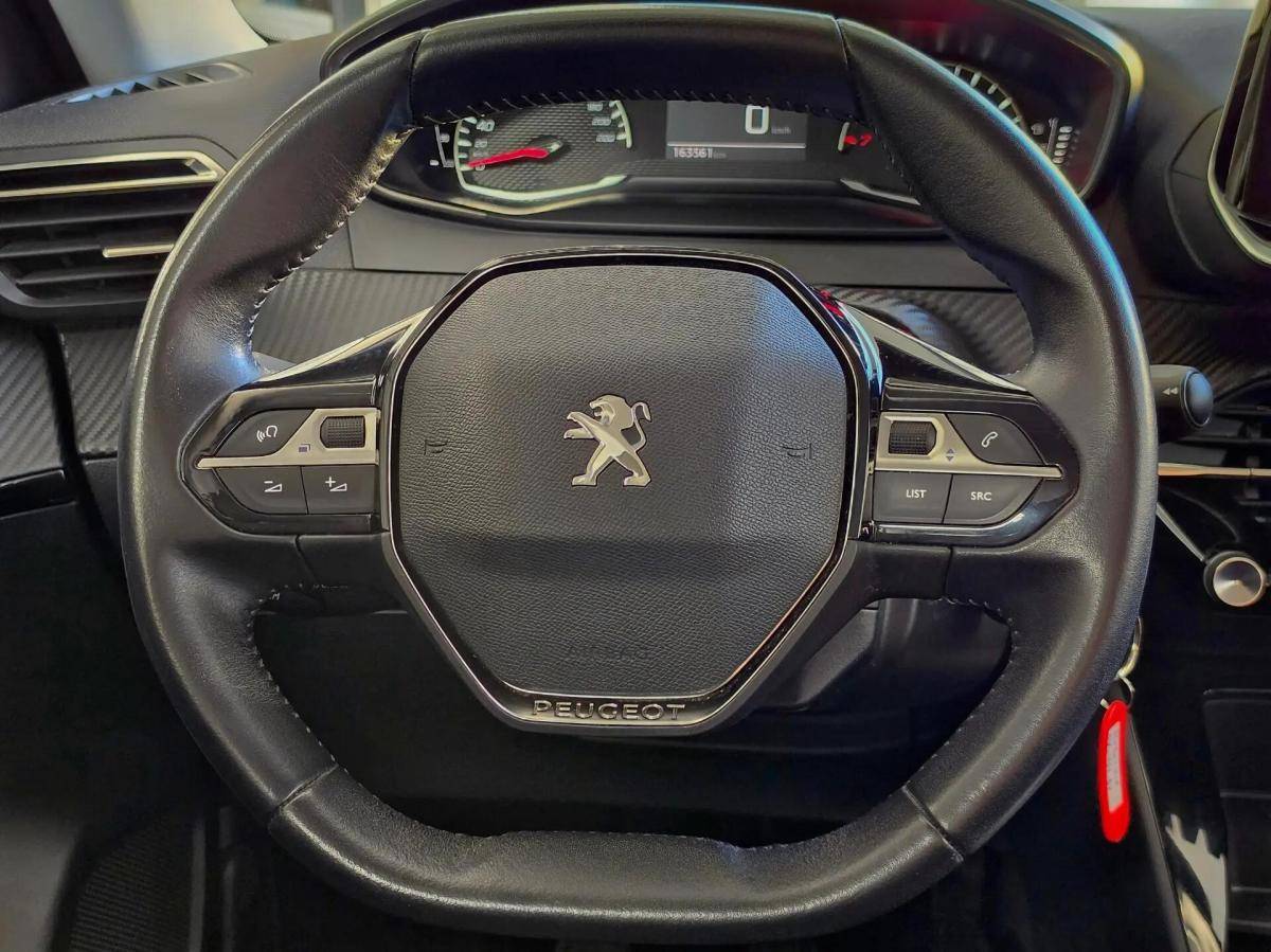 peugeot-2008-2021-diesel-1499cc