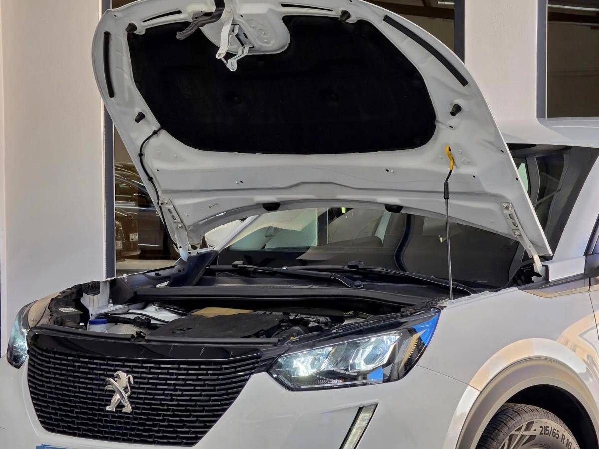 peugeot-2008-2021-diesel-1499cc