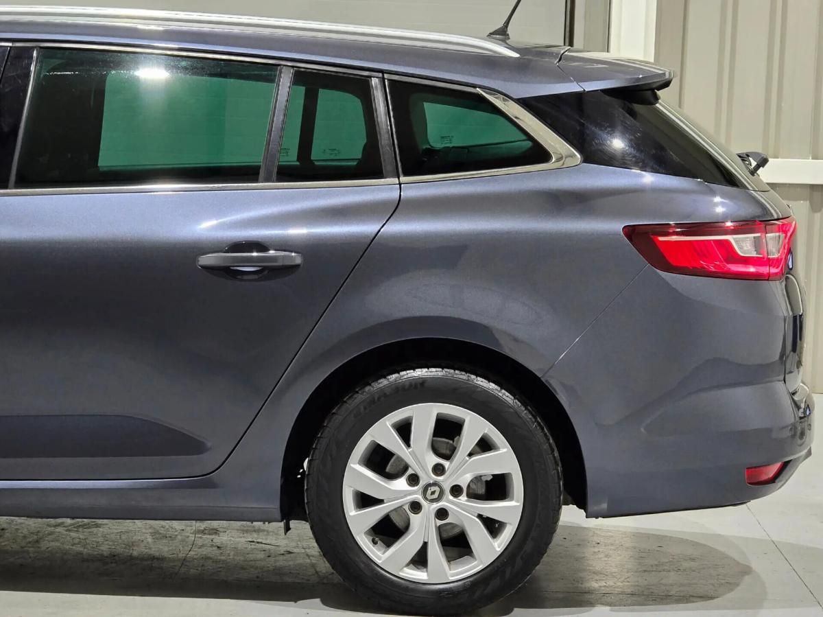 renault-megane-sport-tourer-2019-gasolina-1332cc
