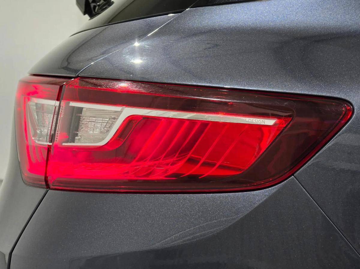 renault-megane-sport-tourer-2019-gasolina-1332cc