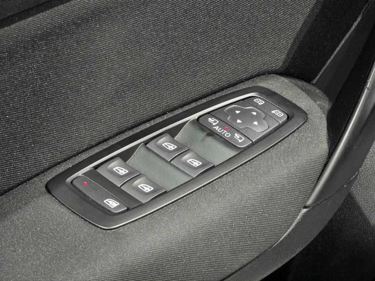 renault-megane-sport-tourer-2019-gasolina-1332cc