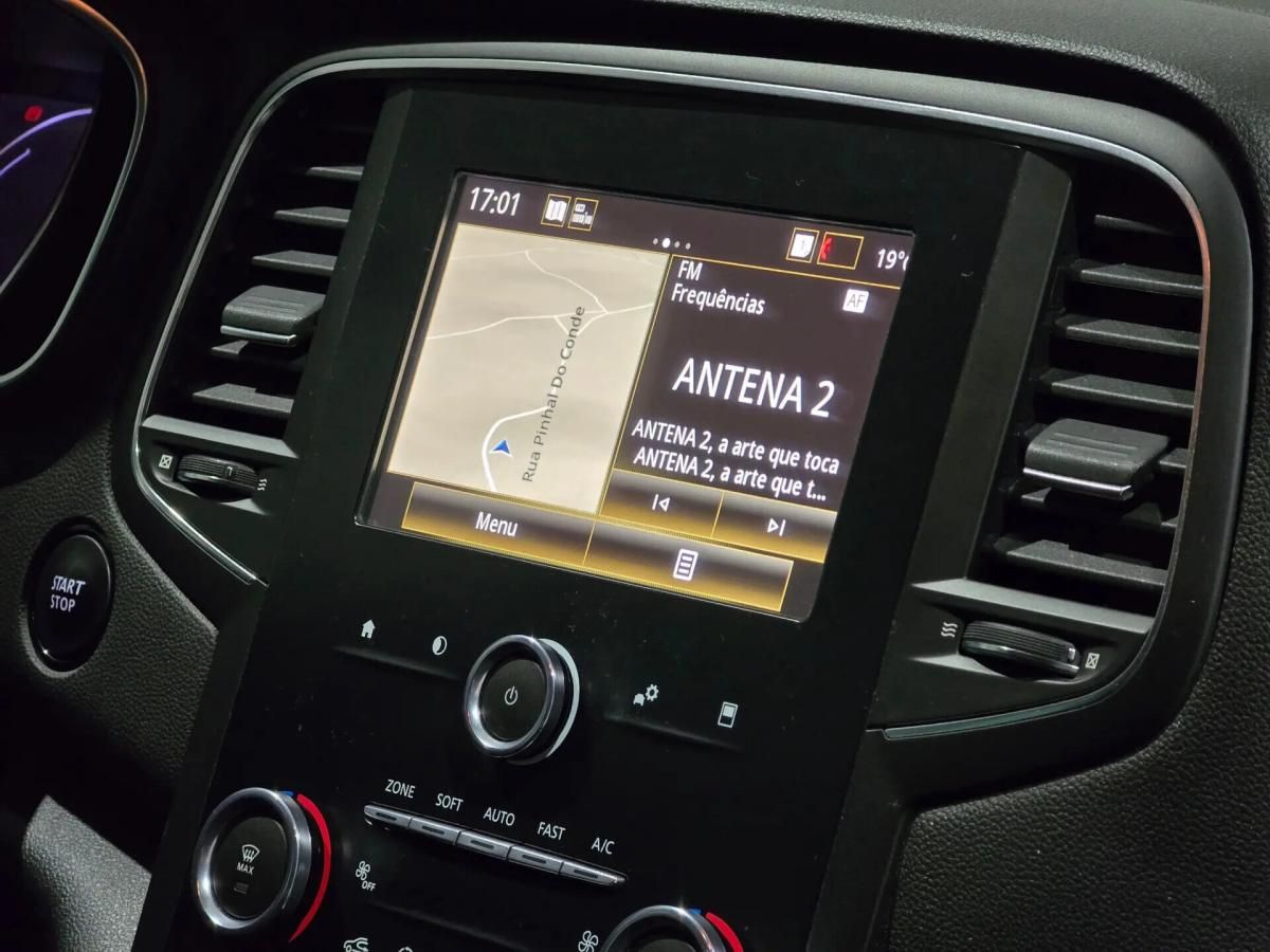 renault-megane-sport-tourer-2019-gasolina-1332cc