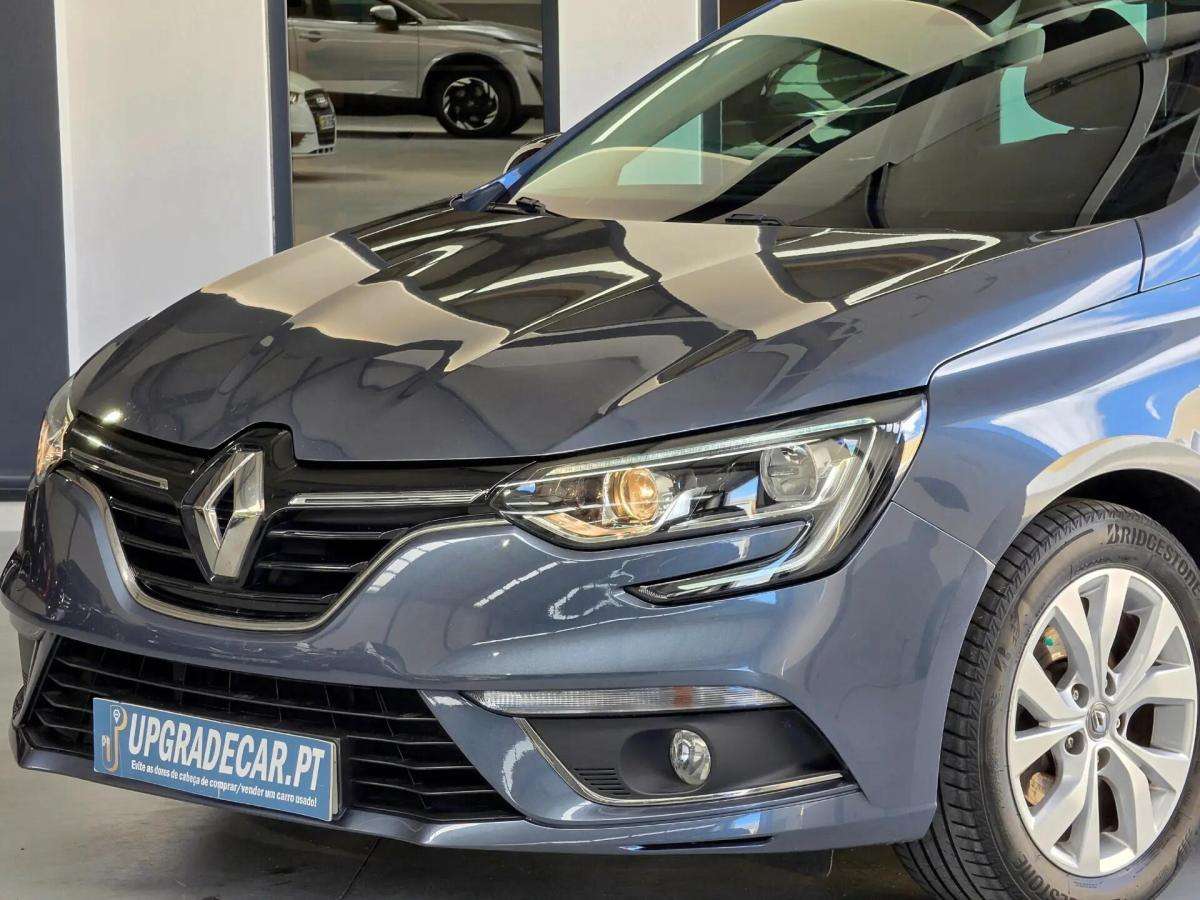 renault-megane-sport-tourer-2019-gasolina-1332cc