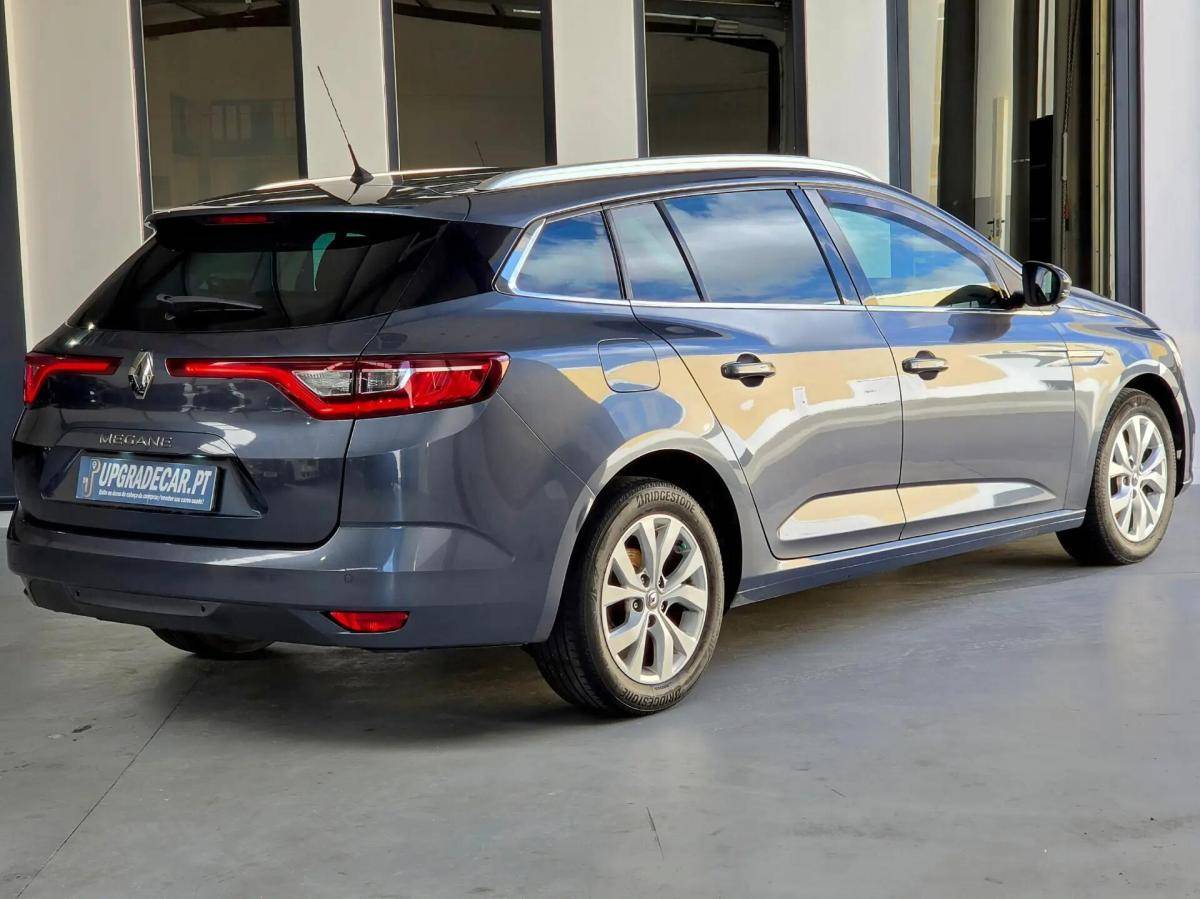 renault-megane-sport-tourer-2019-gasolina-1332cc