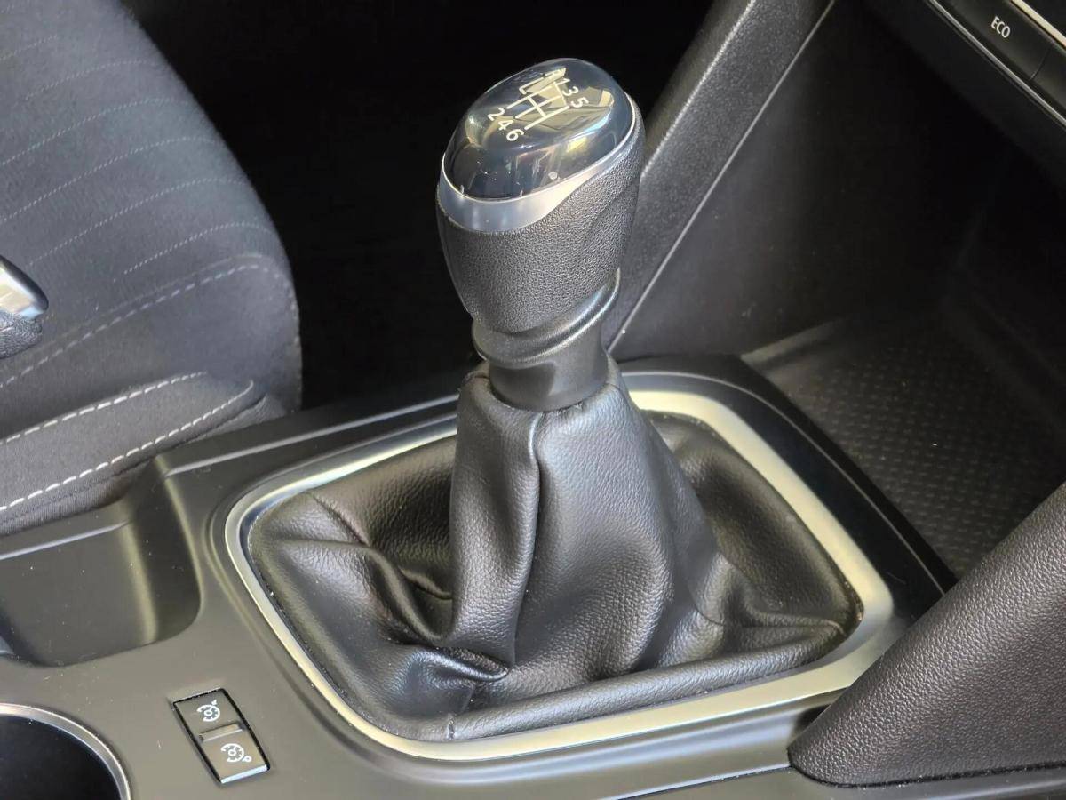 renault-megane-sport-tourer-2019-gasolina-1332cc