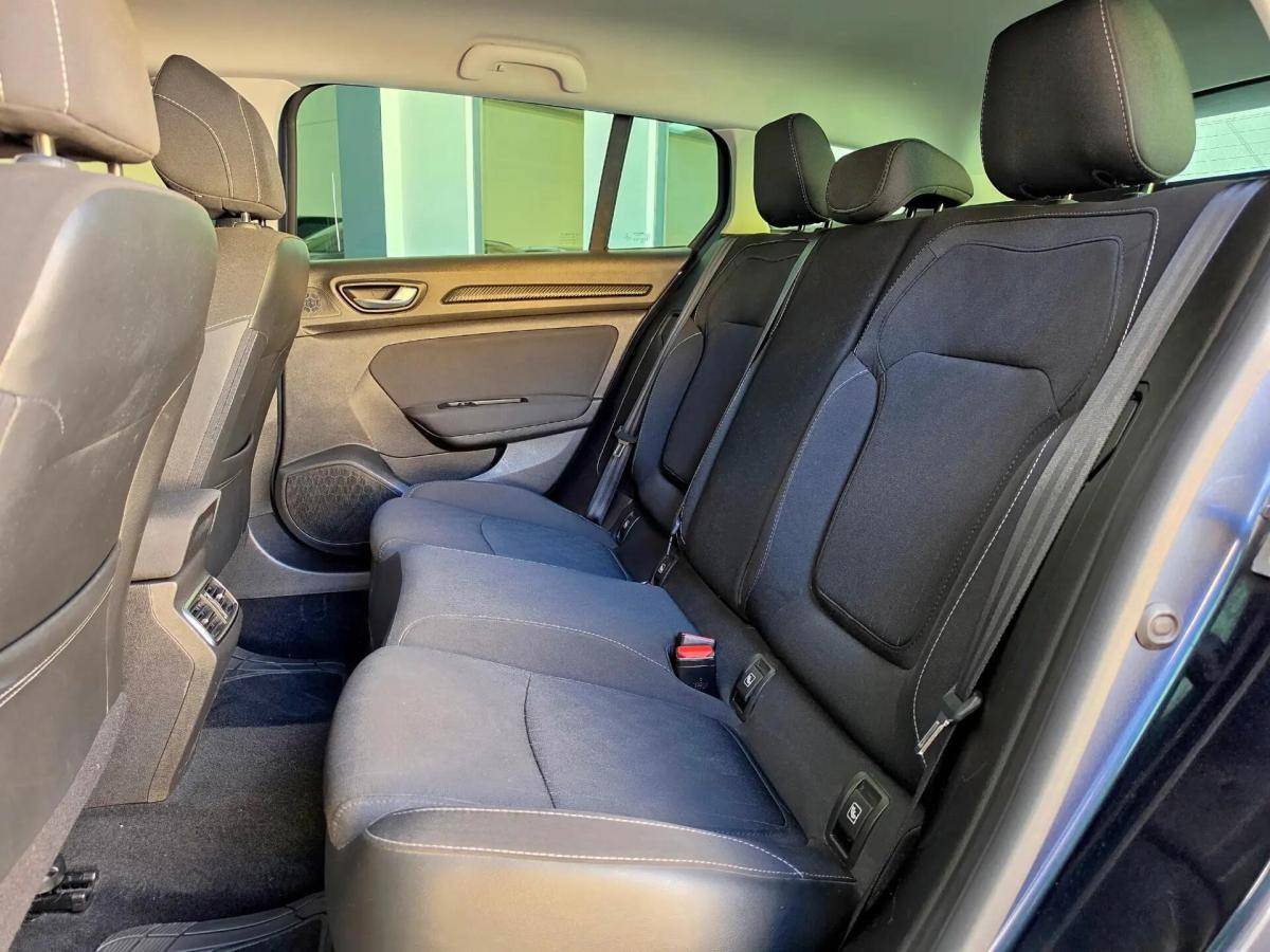 renault-megane-sport-tourer-2019-gasolina-1332cc