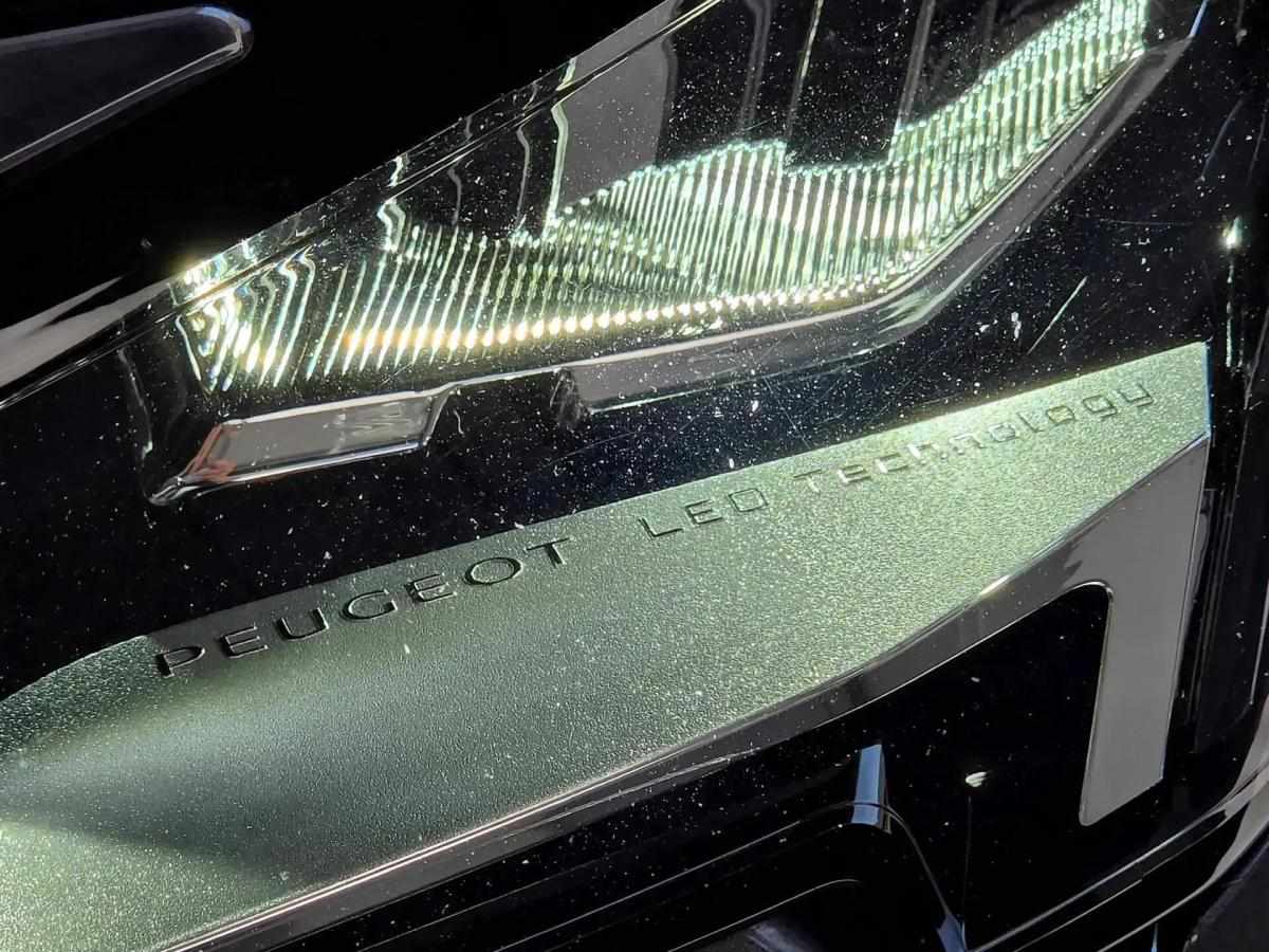 peugeot-3008-2021-hibrido-a-gasolina-1598cc