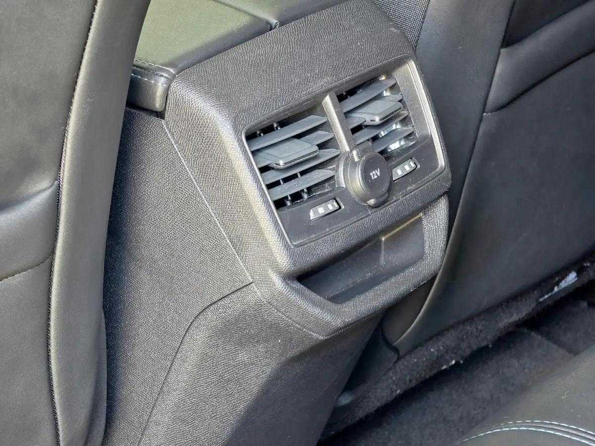 peugeot-3008-2021-hibrido-a-gasolina-1598cc