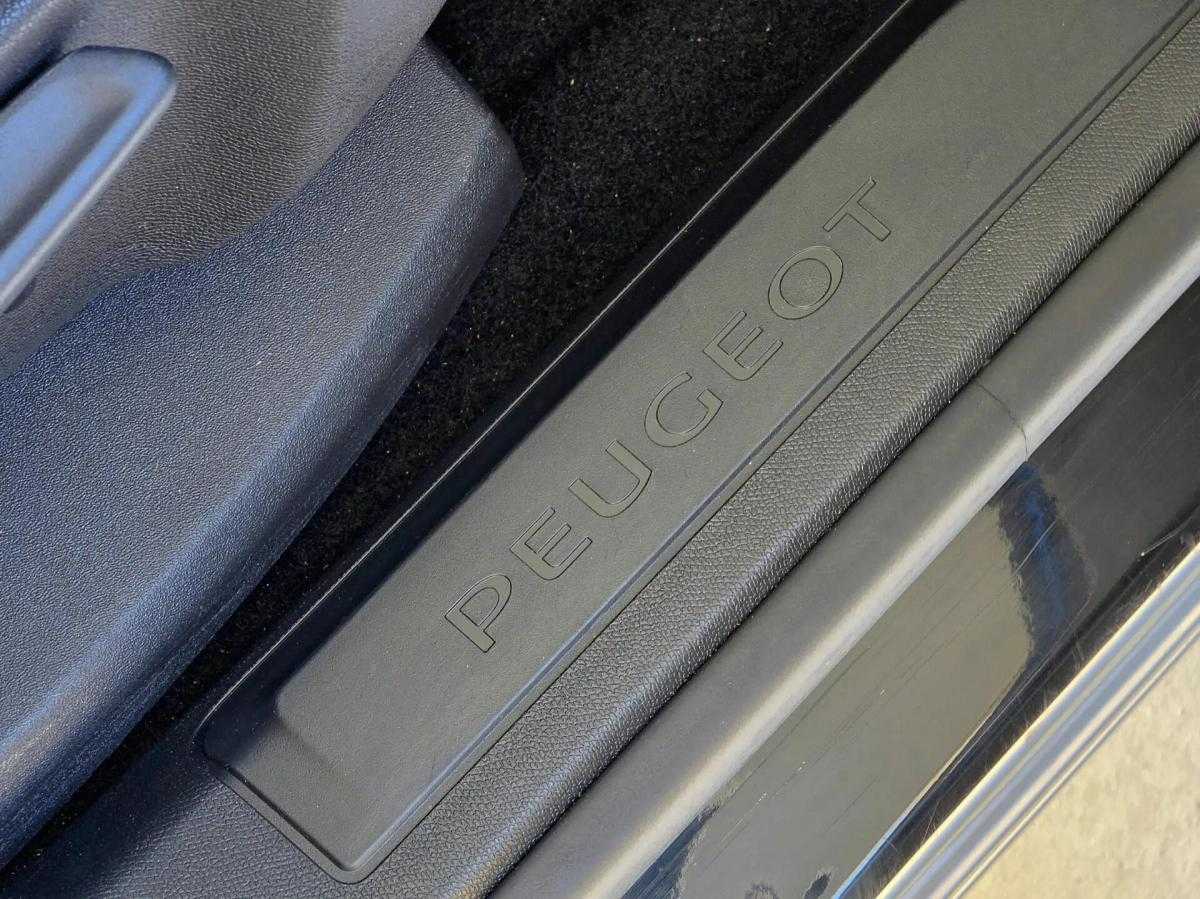 peugeot-3008-2021-hibrido-a-gasolina-1598cc
