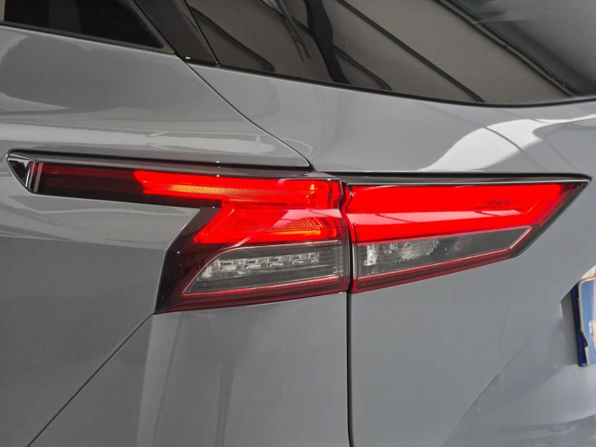 nissan-qashqai-2023-hibrido-a-gasolina-1497cc