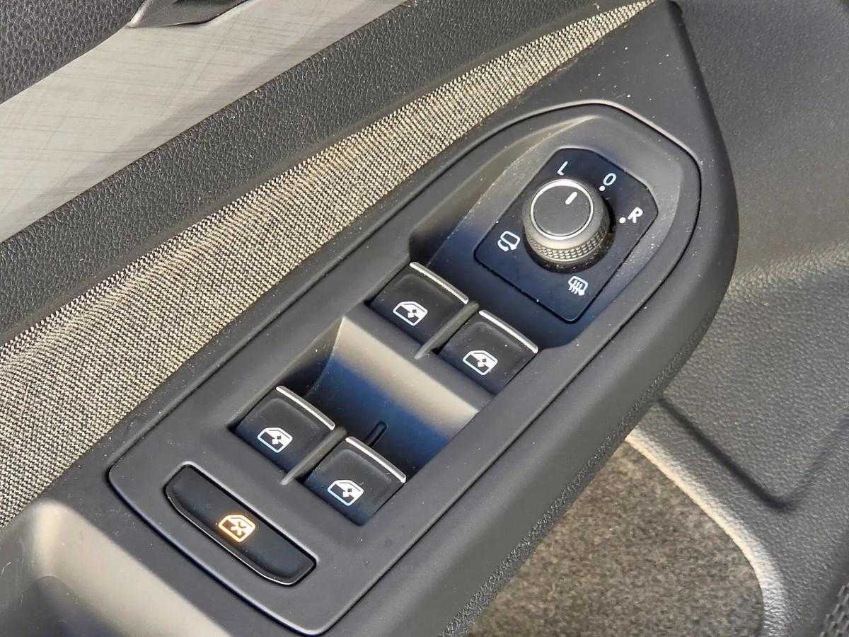 volkswagen-golf-variant-2023-gasolina-999cc