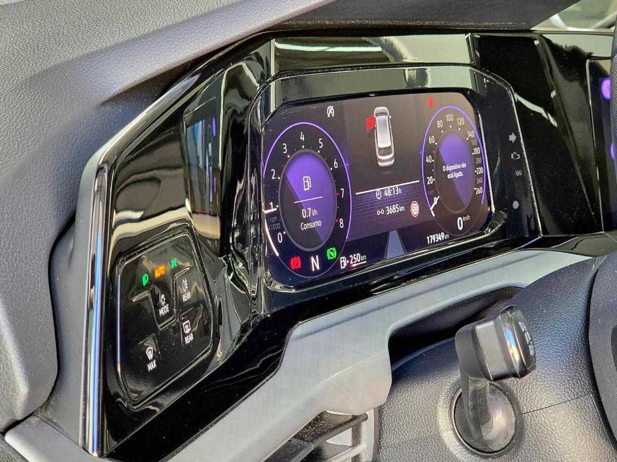 volkswagen-golf-variant-2023-gasolina-999cc