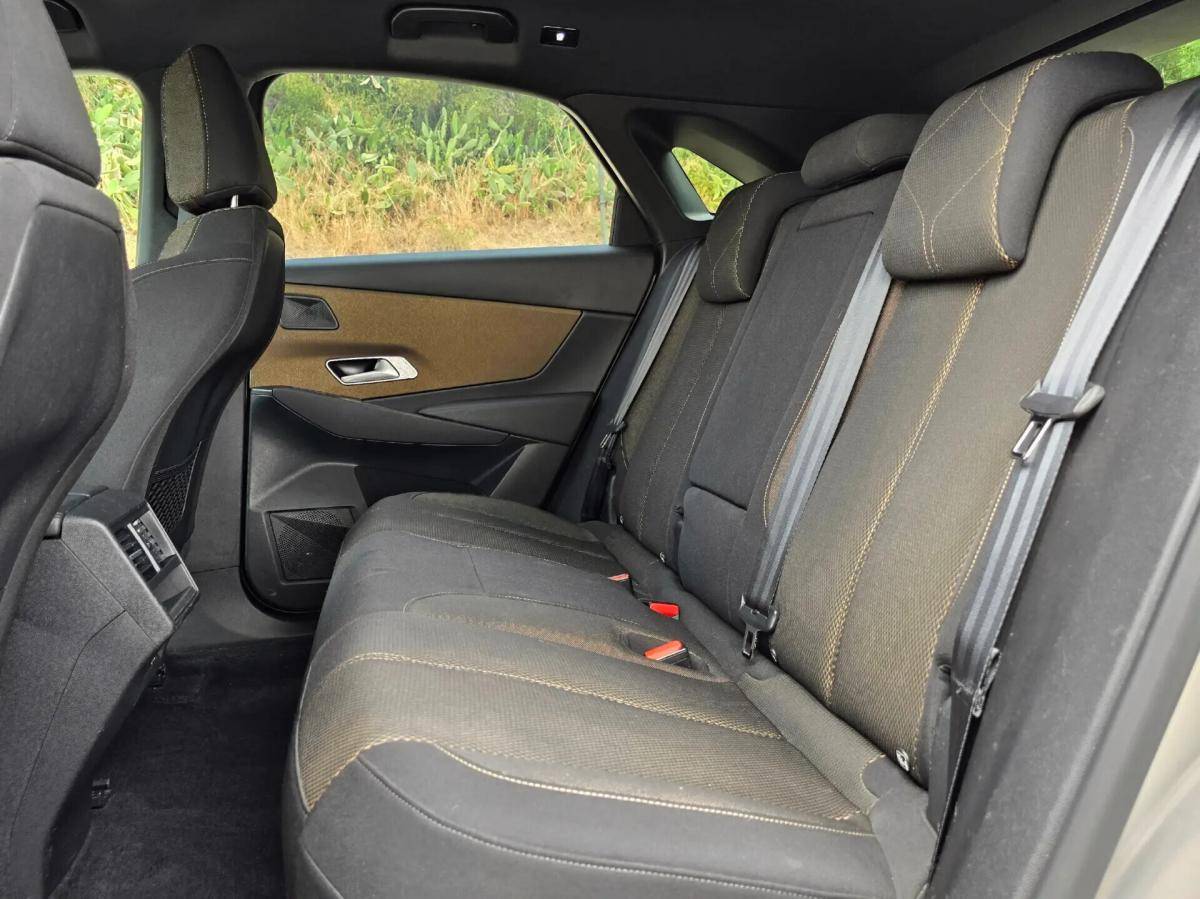 ds-ds-7-crossback-2021-hibrido-a-gasolina-1598cc
