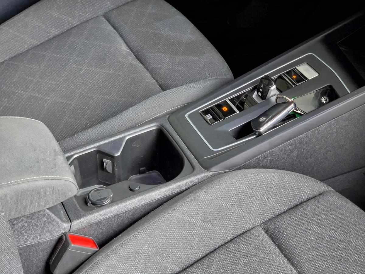 volkswagen-golf-variant-2022-gasolina-999cc