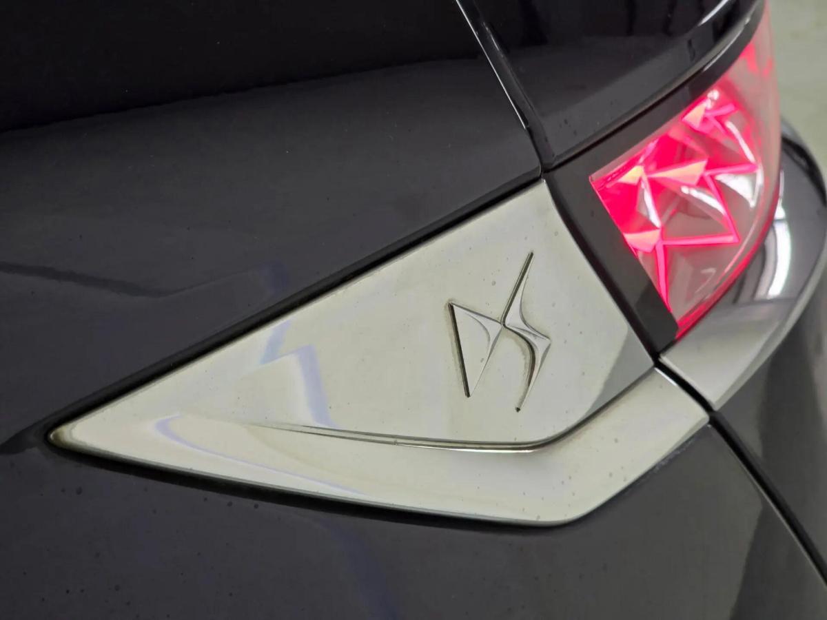 ds-ds-7-crossback-2022-hibrido-a-gasolina-1598cc