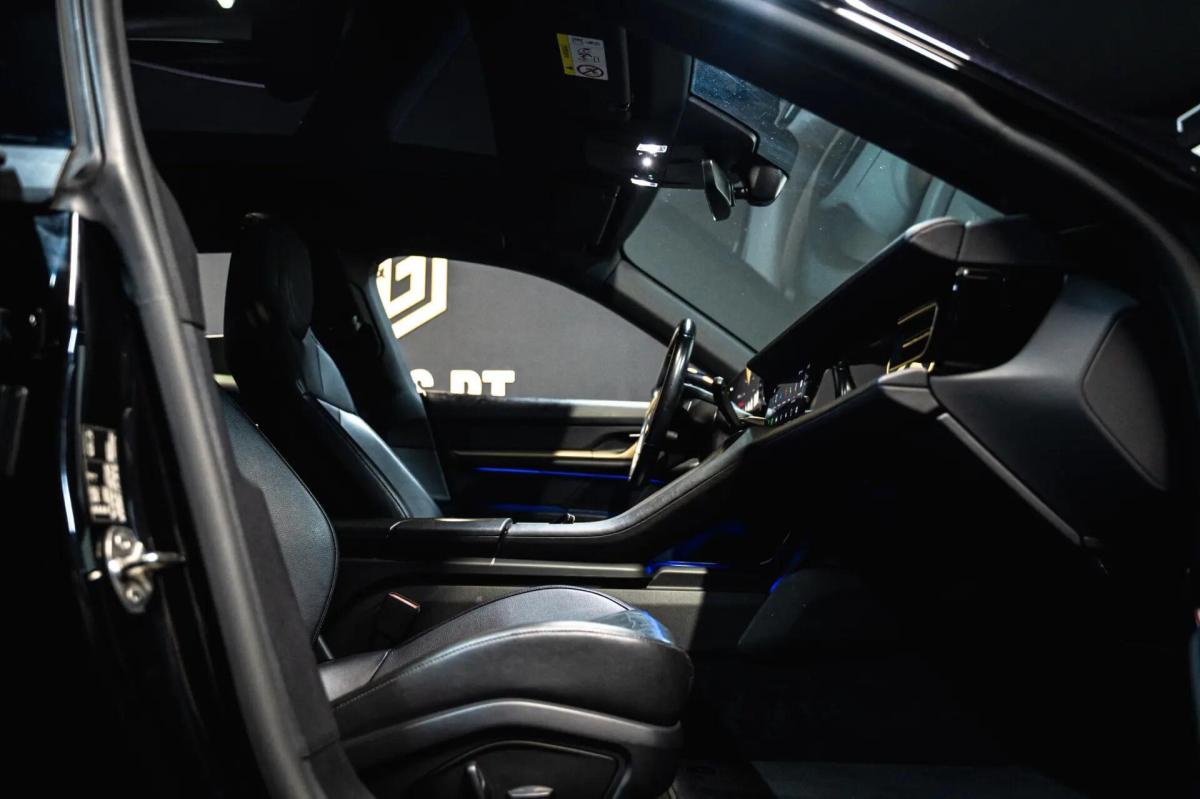porsche-taycan-2022-eletrico-0cc