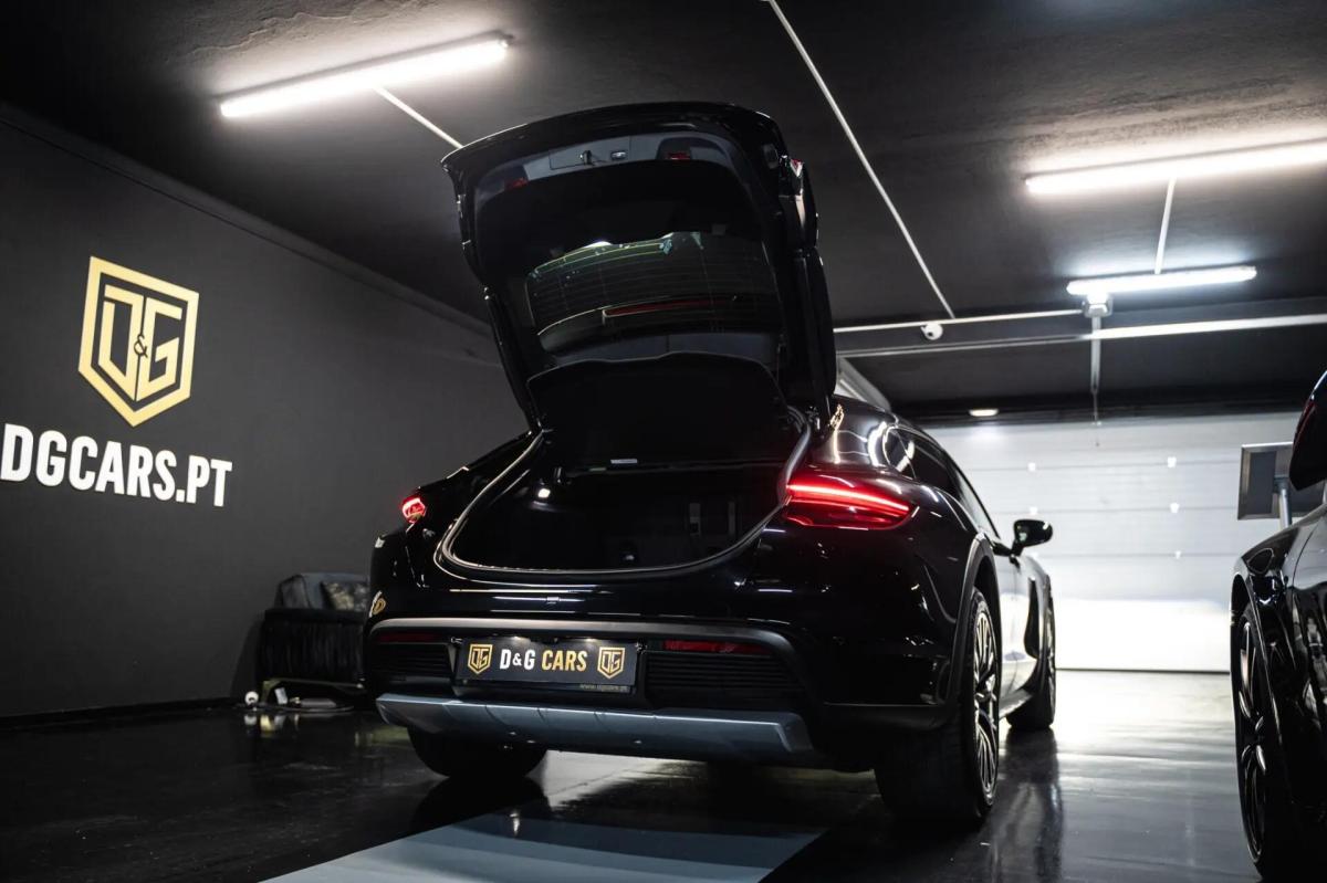 porsche-taycan-2022-eletrico-0cc