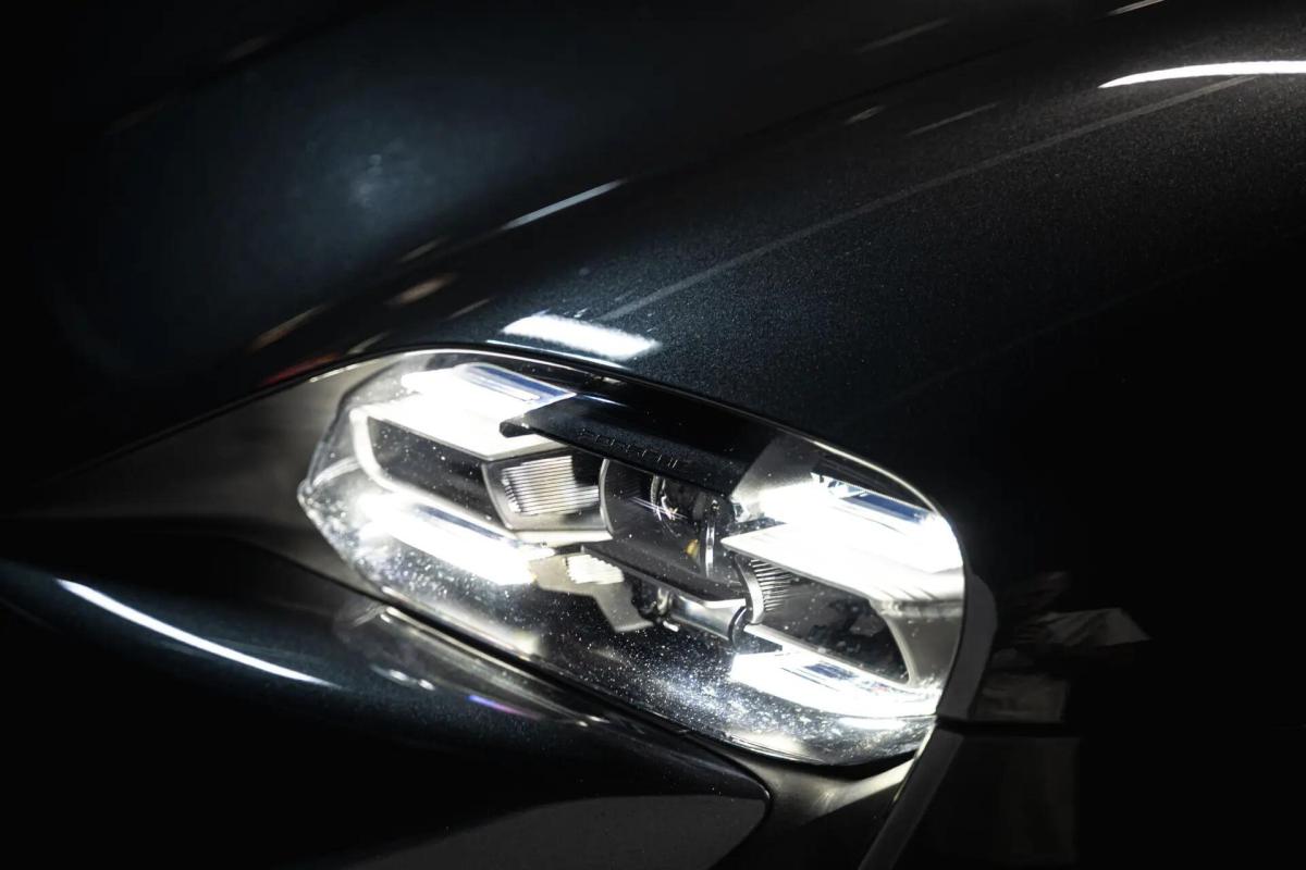 porsche-taycan-2024-eletrico-0cc