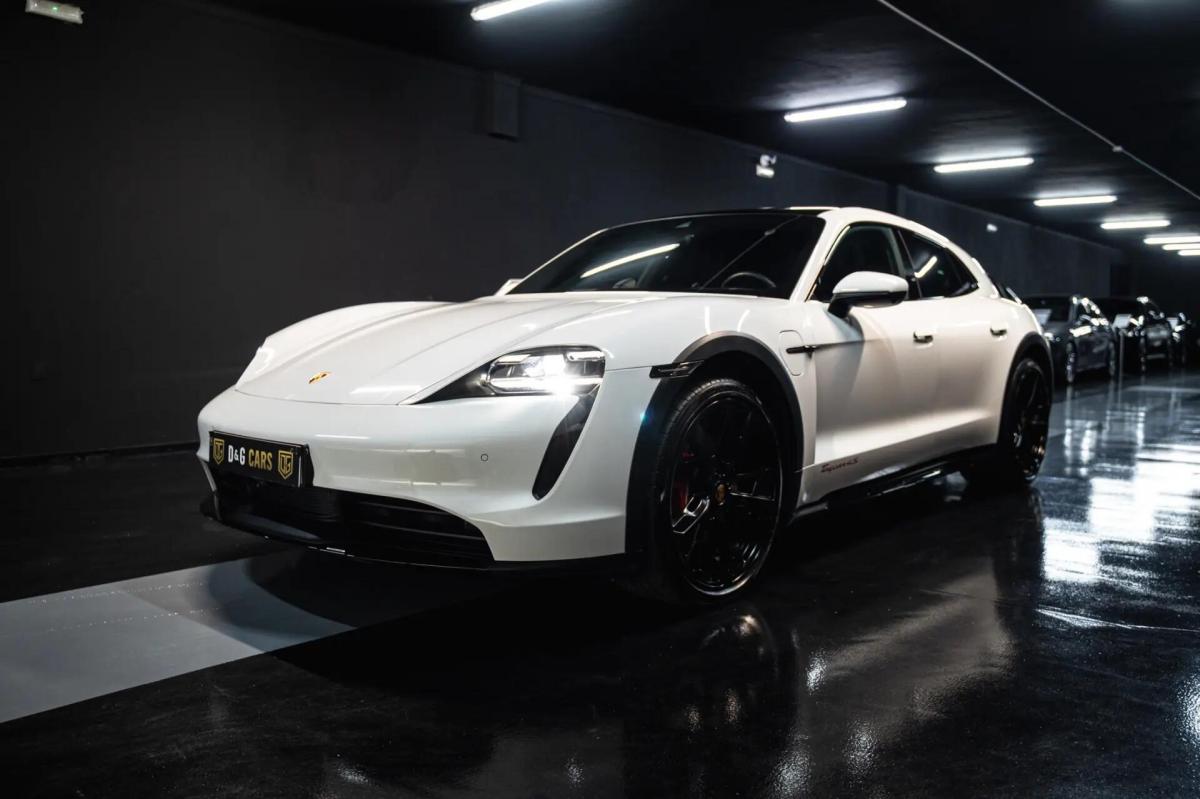 porsche-taycan-2022-eletrico-0cc